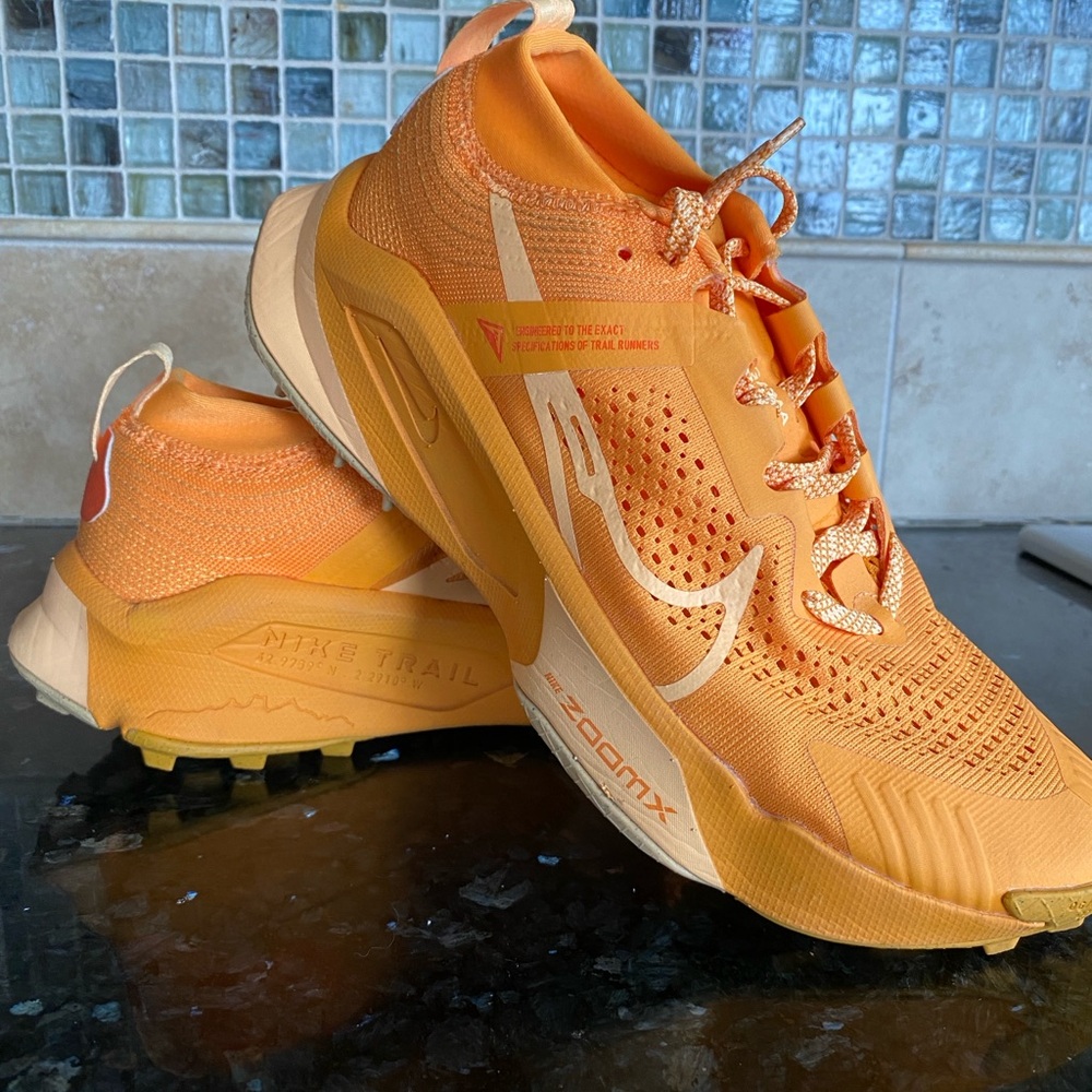 Nike Trail Zagama women’s size 7.5